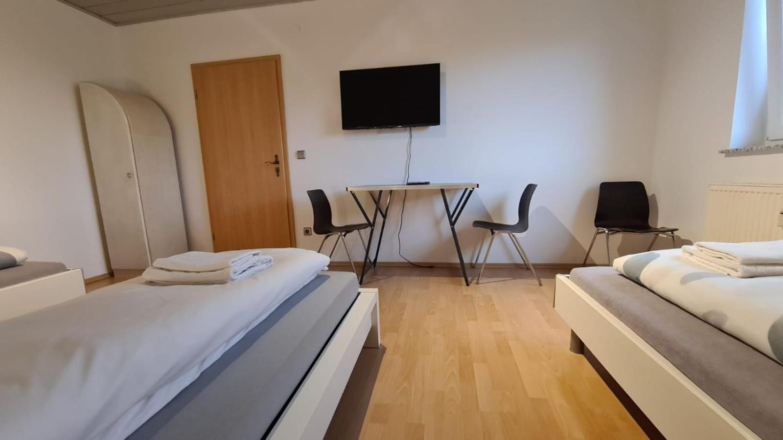 Schlafzimmer 1 Mit Top Aussicht Ueber Weilstetten Balingen Extérieur photo
