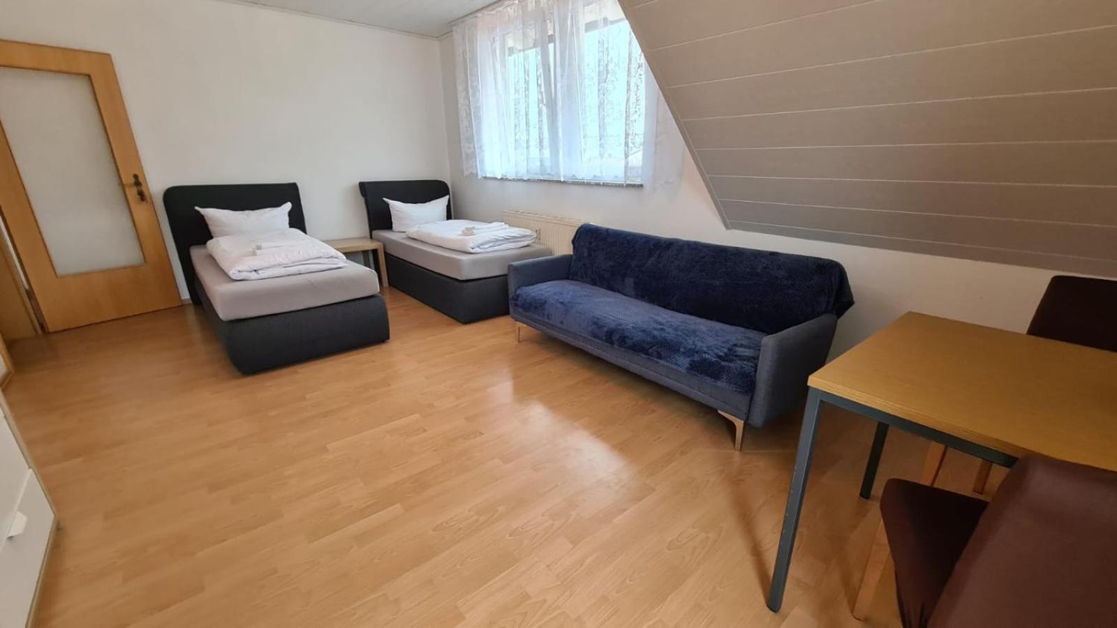 Schlafzimmer 1 Mit Top Aussicht Ueber Weilstetten Balingen Extérieur photo